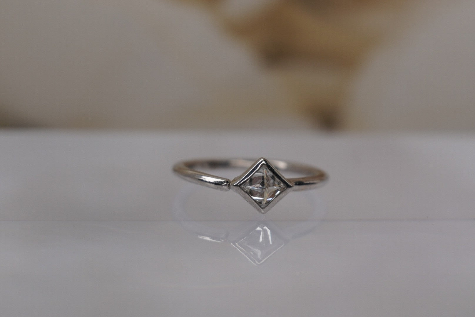 Mae Seamless Ring- 18g 5/16" with Crystals