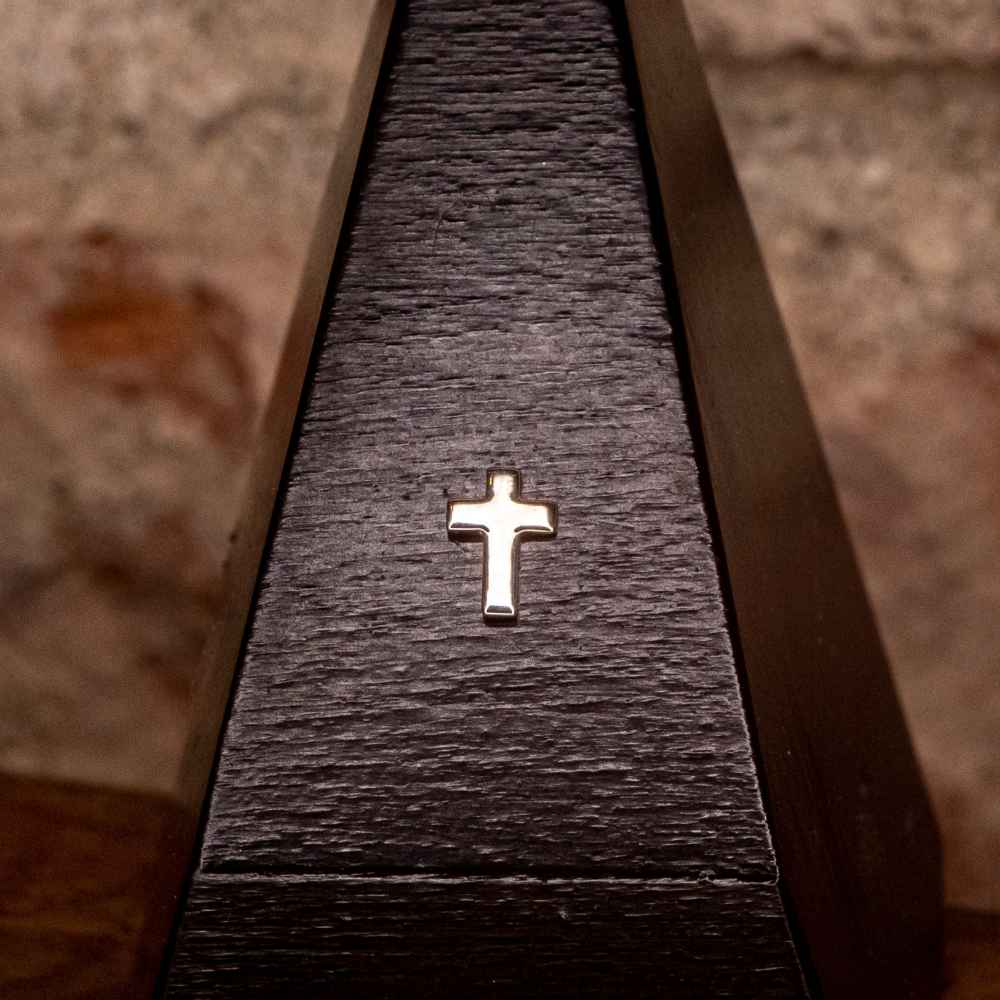Cross in Gold