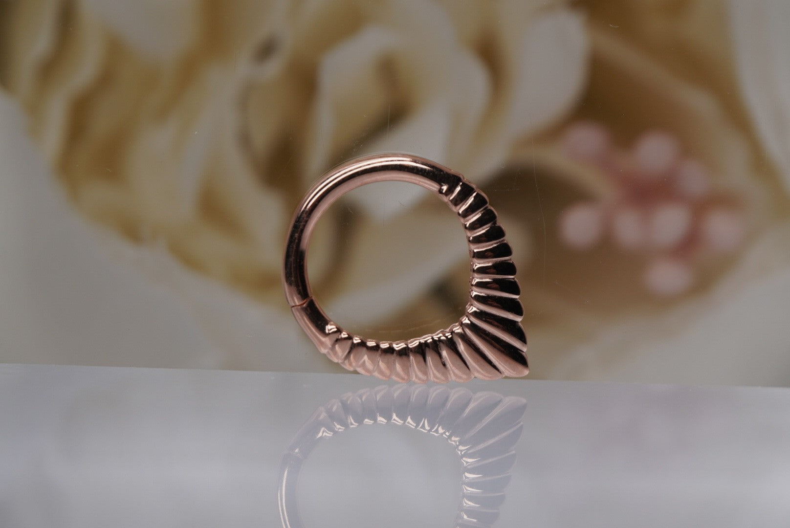 Glamorize Seamless Ring