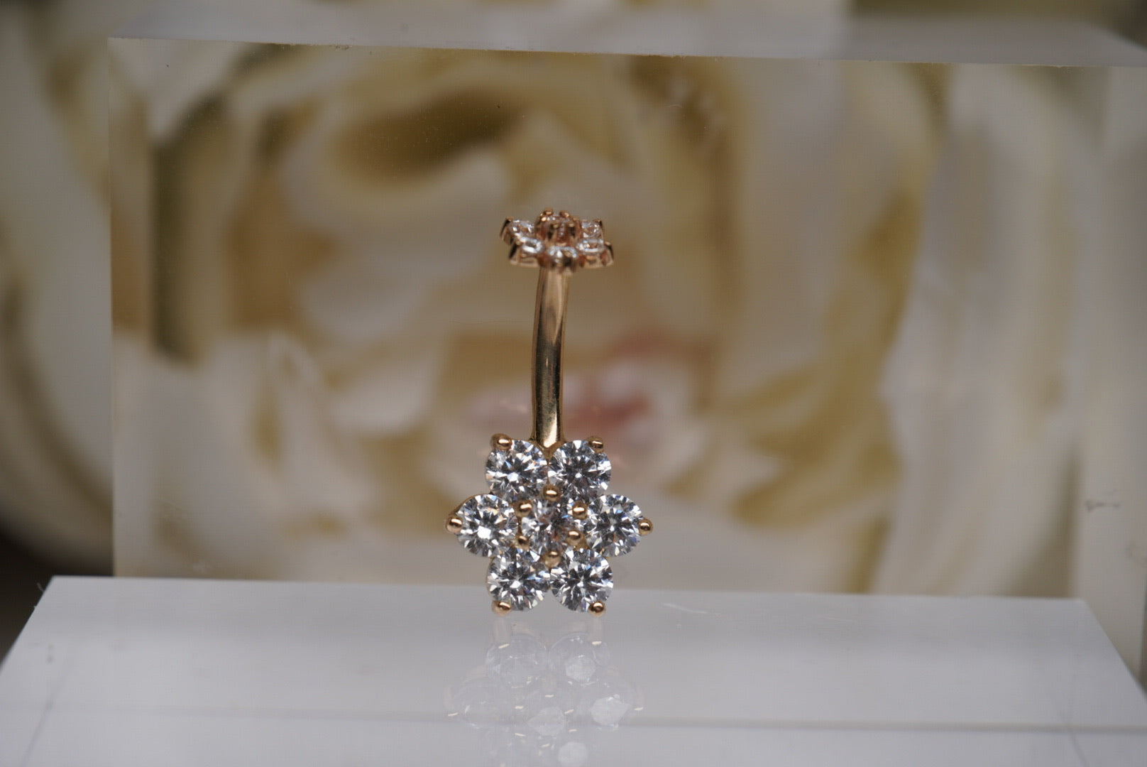 Flower Navel Curve