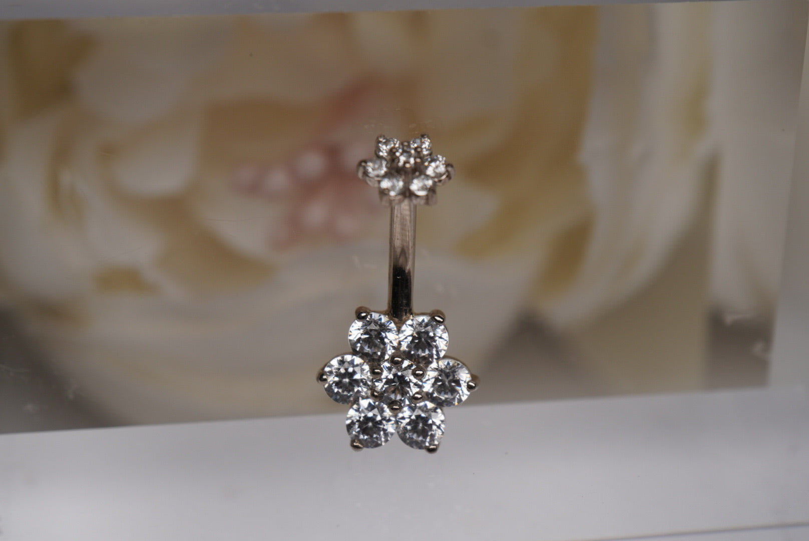 Flower Navel Curve