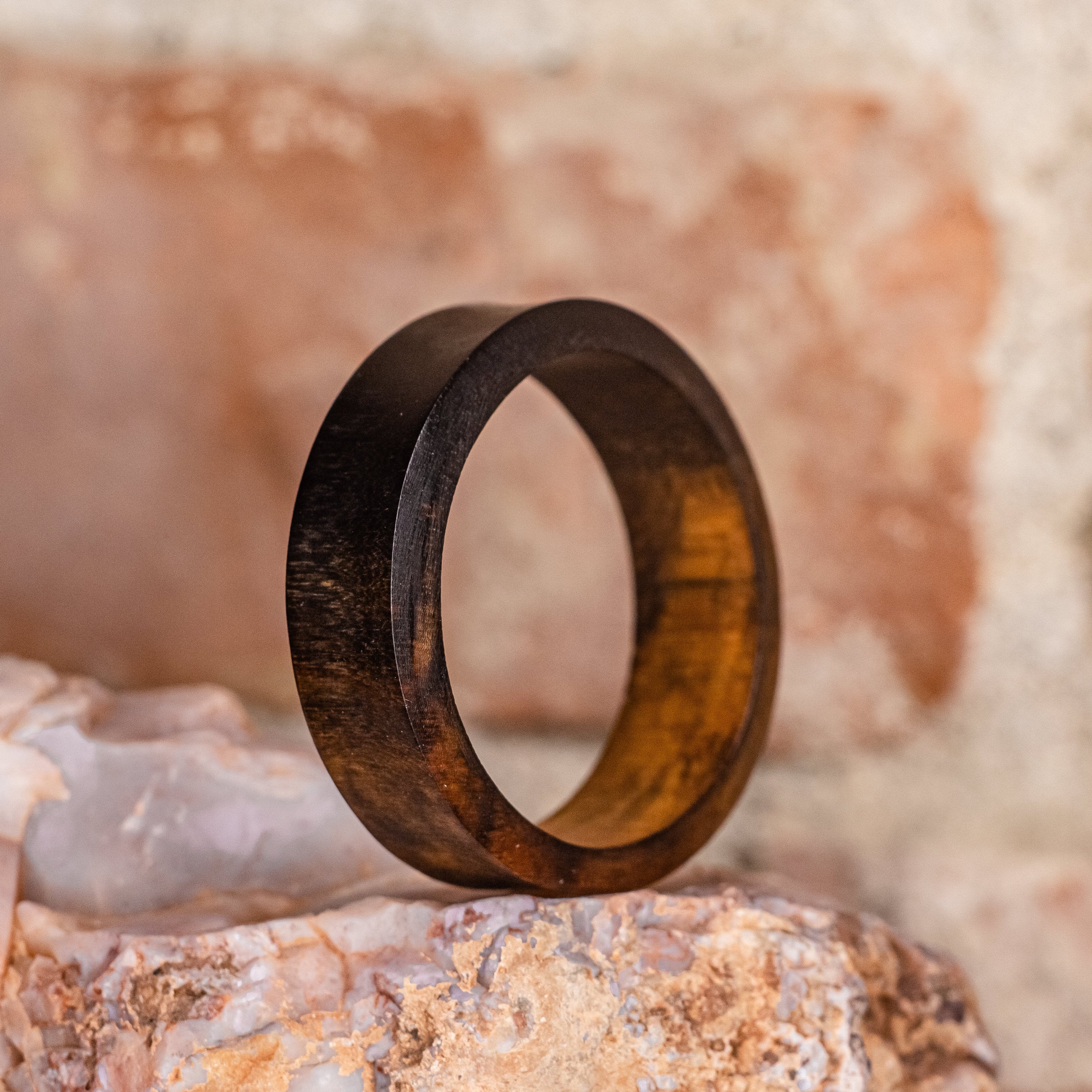 Coconut Wood Eyelets- +1 11/16" OD