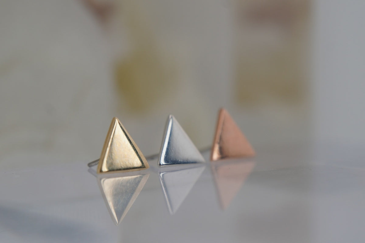 Buddha Jewelry 14k Gold "Triangle" threadless in yellow gold white gold rose gold angled
