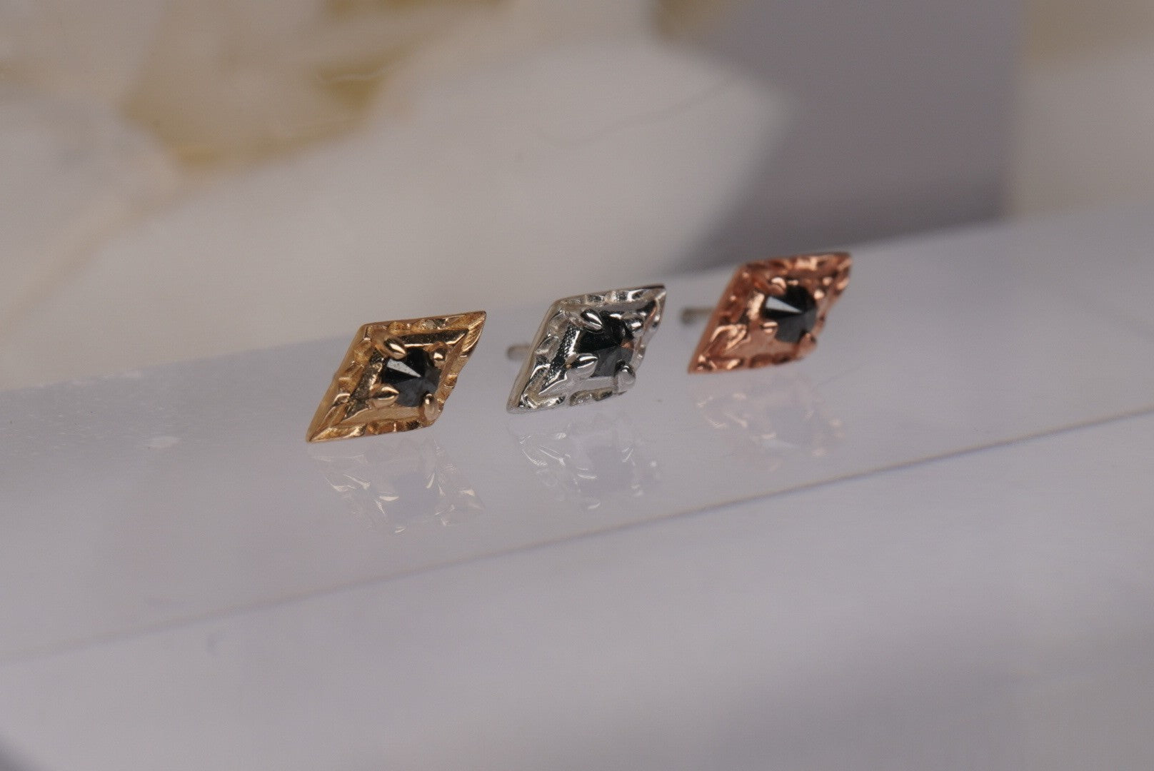 Dyna with Black Diamonds