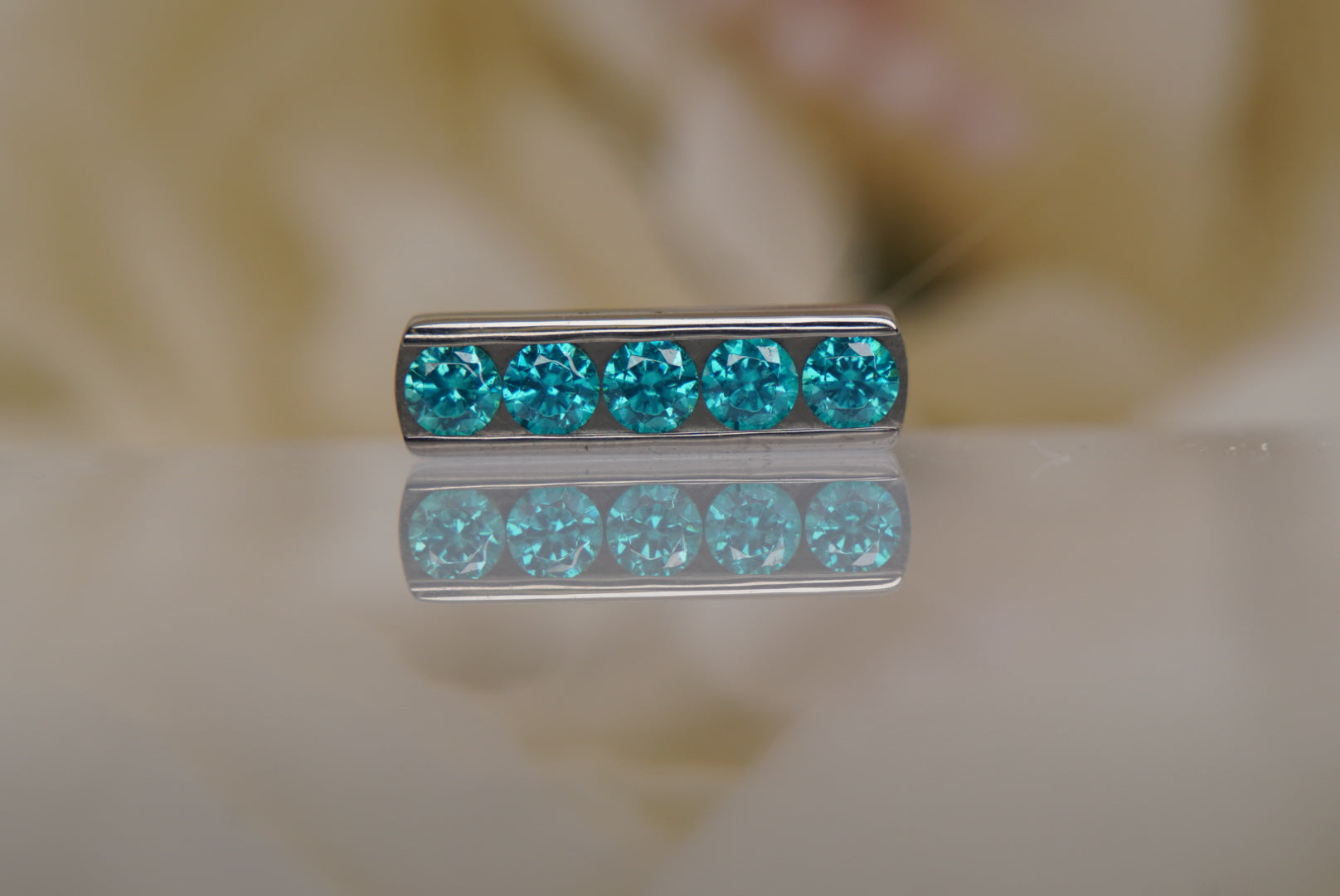 5-Gem Channel (Mint Green)