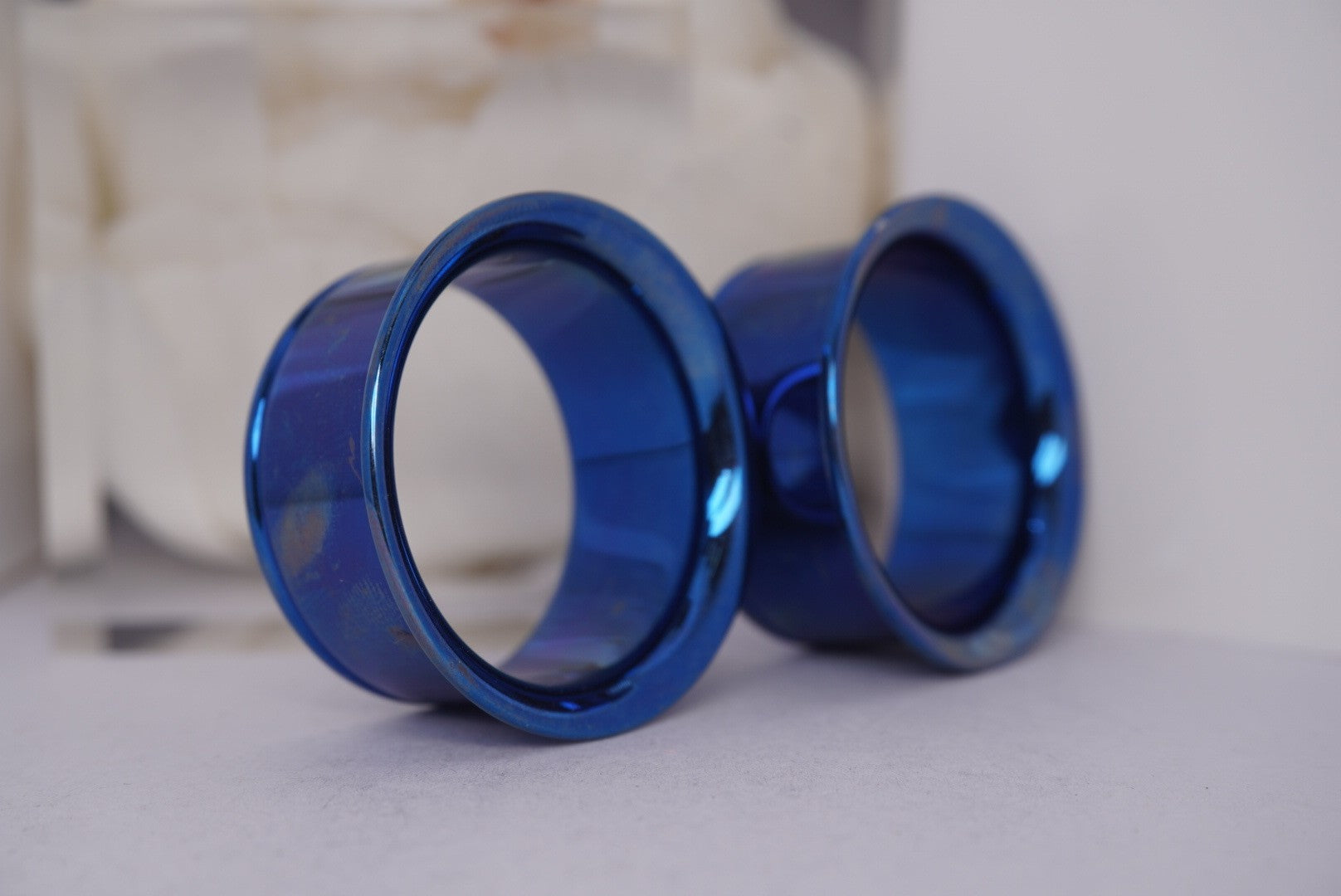 1 1/4" Single Flair Eyelets in Titanium
