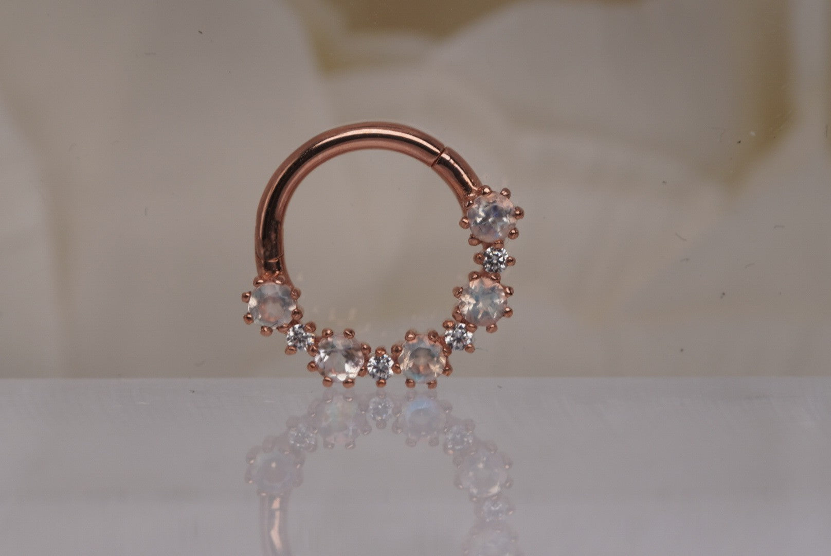 Ariana Clicker