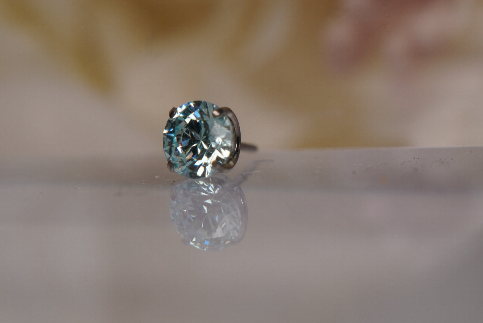 Frosty Mint Crystal- Prong