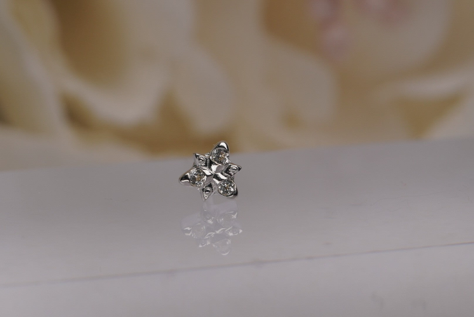Neo with White Topaz