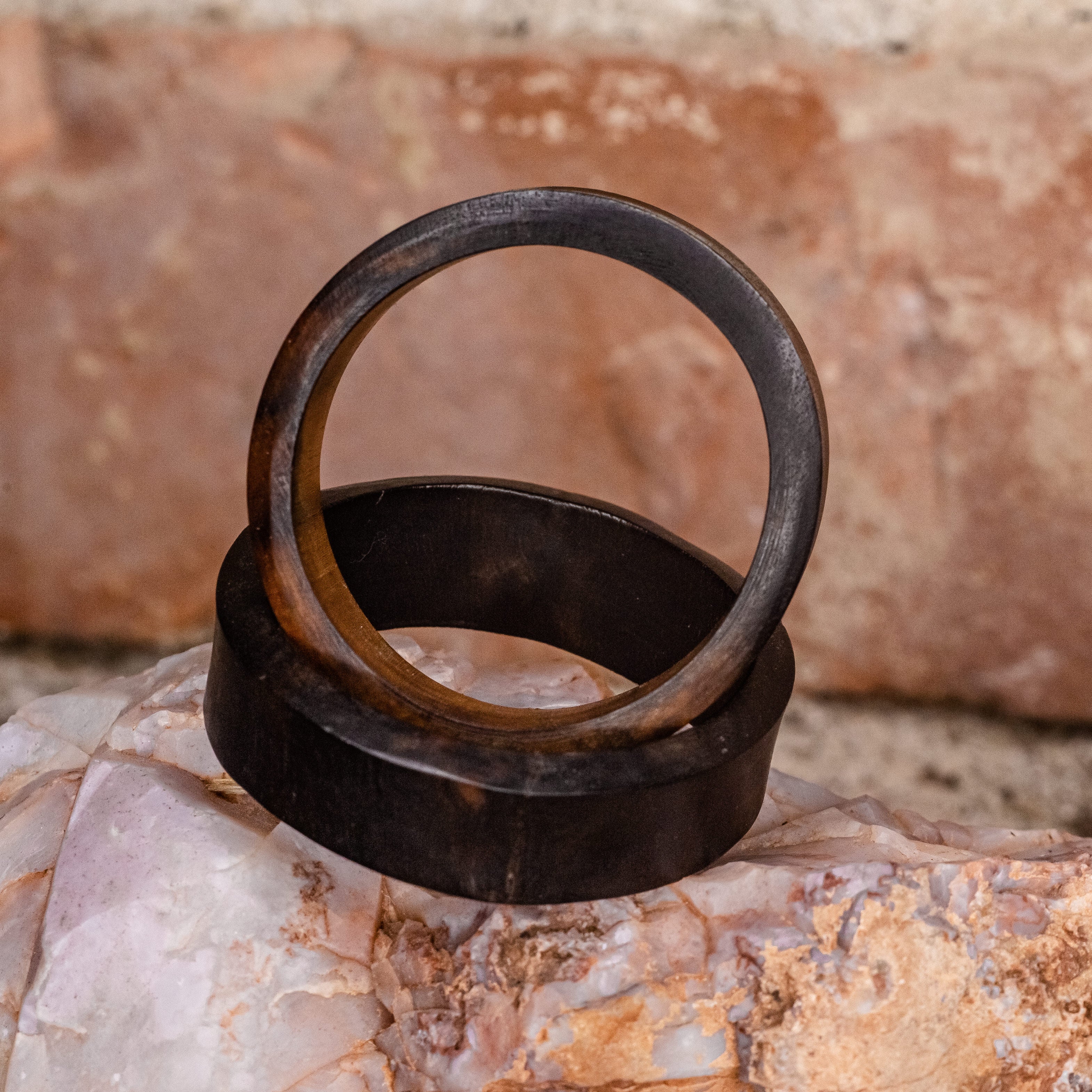 Coconut Wood Eyelets- +1 11/16" OD