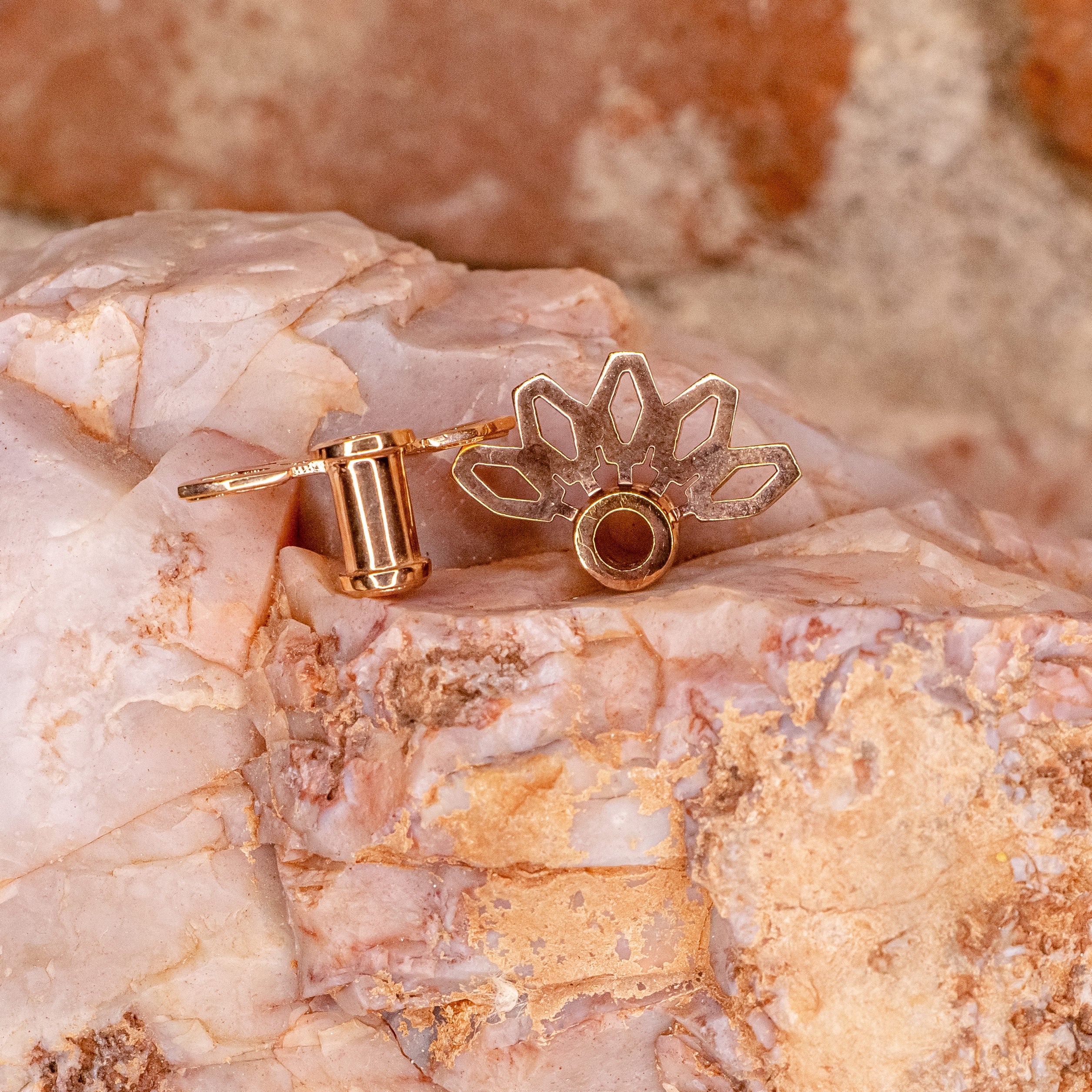 Poly Plug Eyelet-6g-Rose Gold Plated