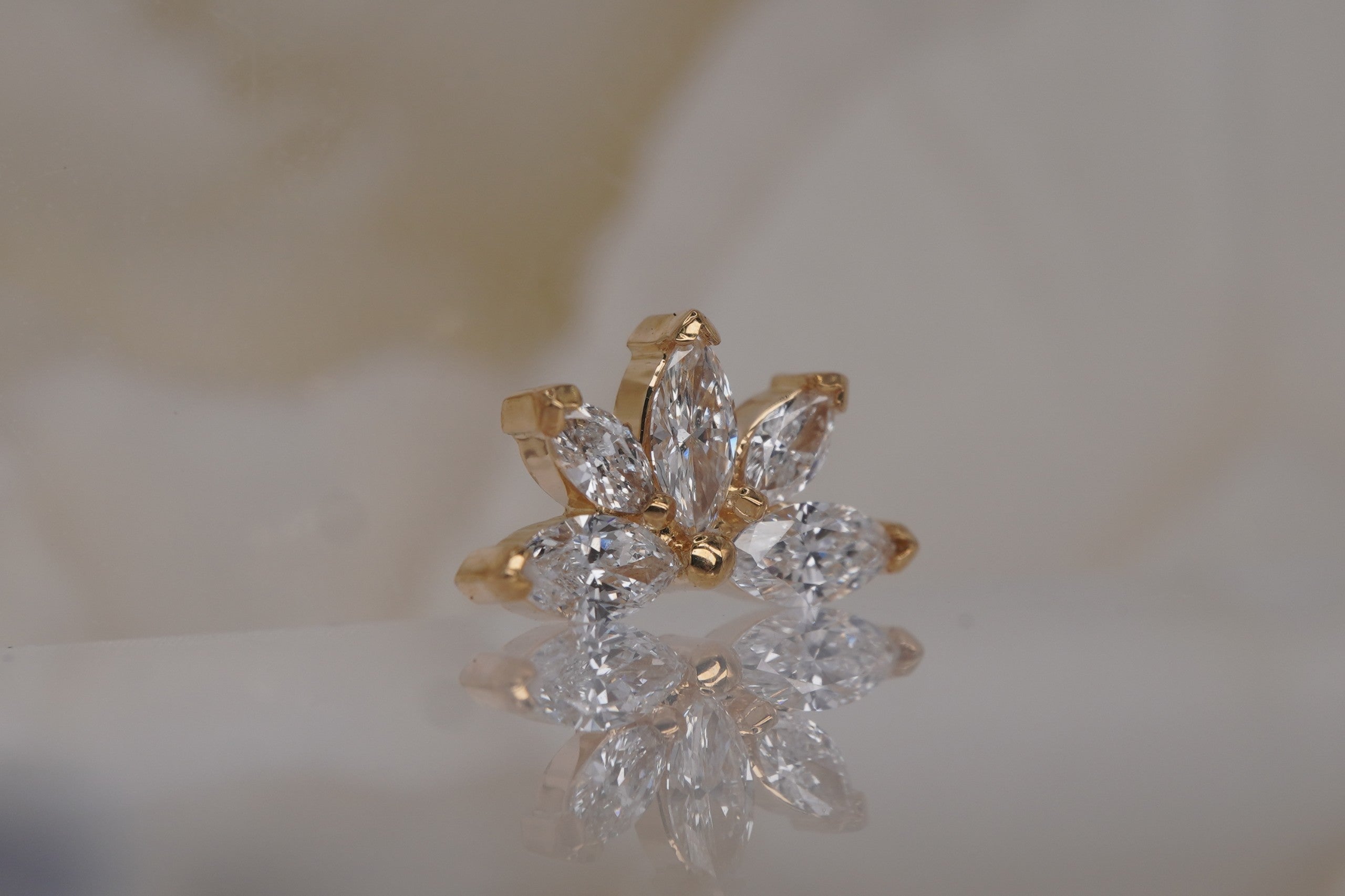 Ajna with VS Clarity Lab Created Diamonds