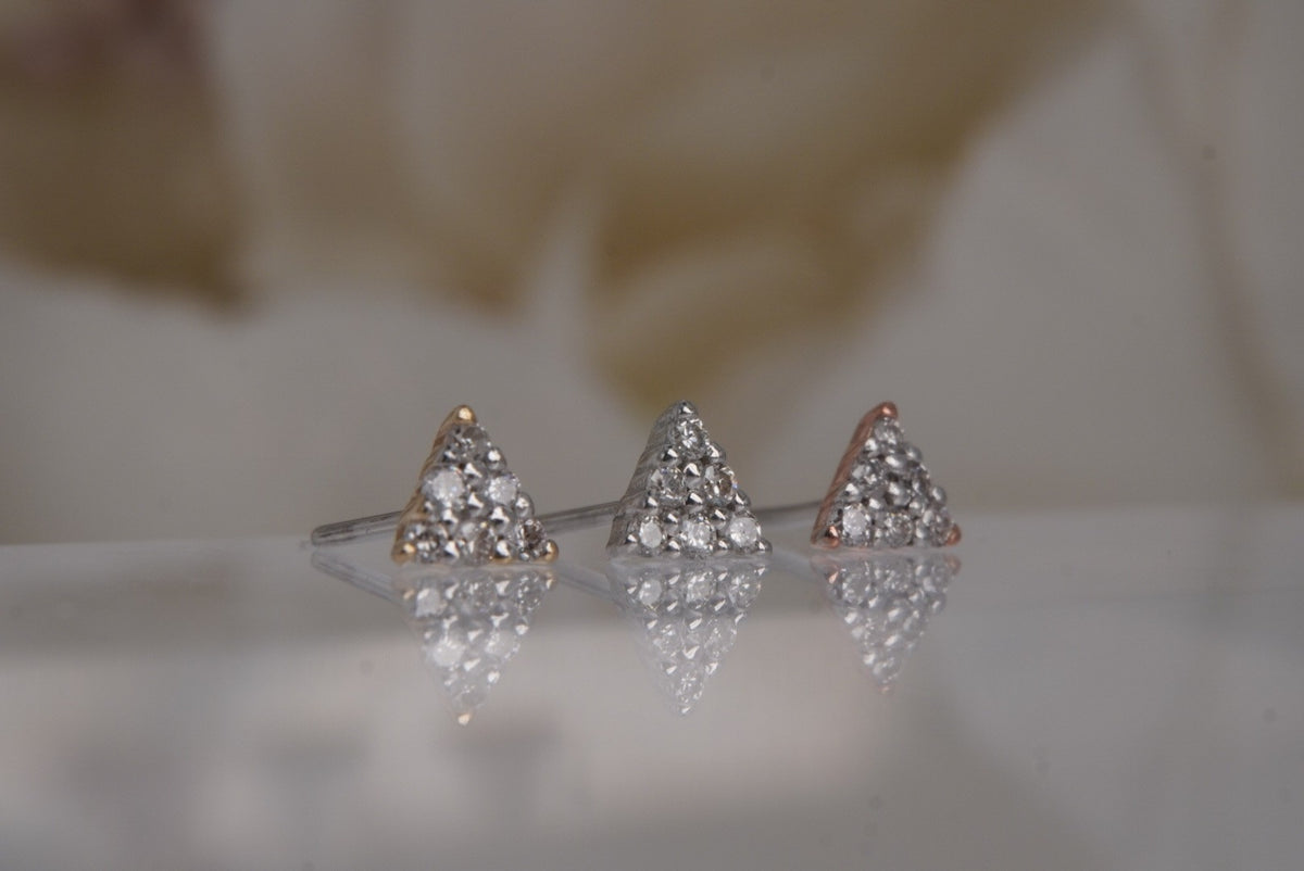 Buddha Jewelry Organics 14k Various Gold Color Options 2.2mm "Vain" THREADLESS with GENUINE Diamonds angled