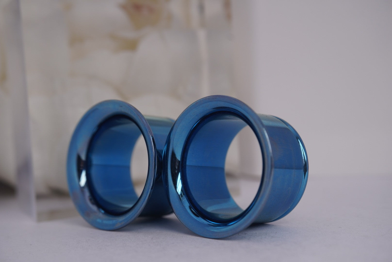 7/8" Single Flair Light Blue Eyelets in Titanium