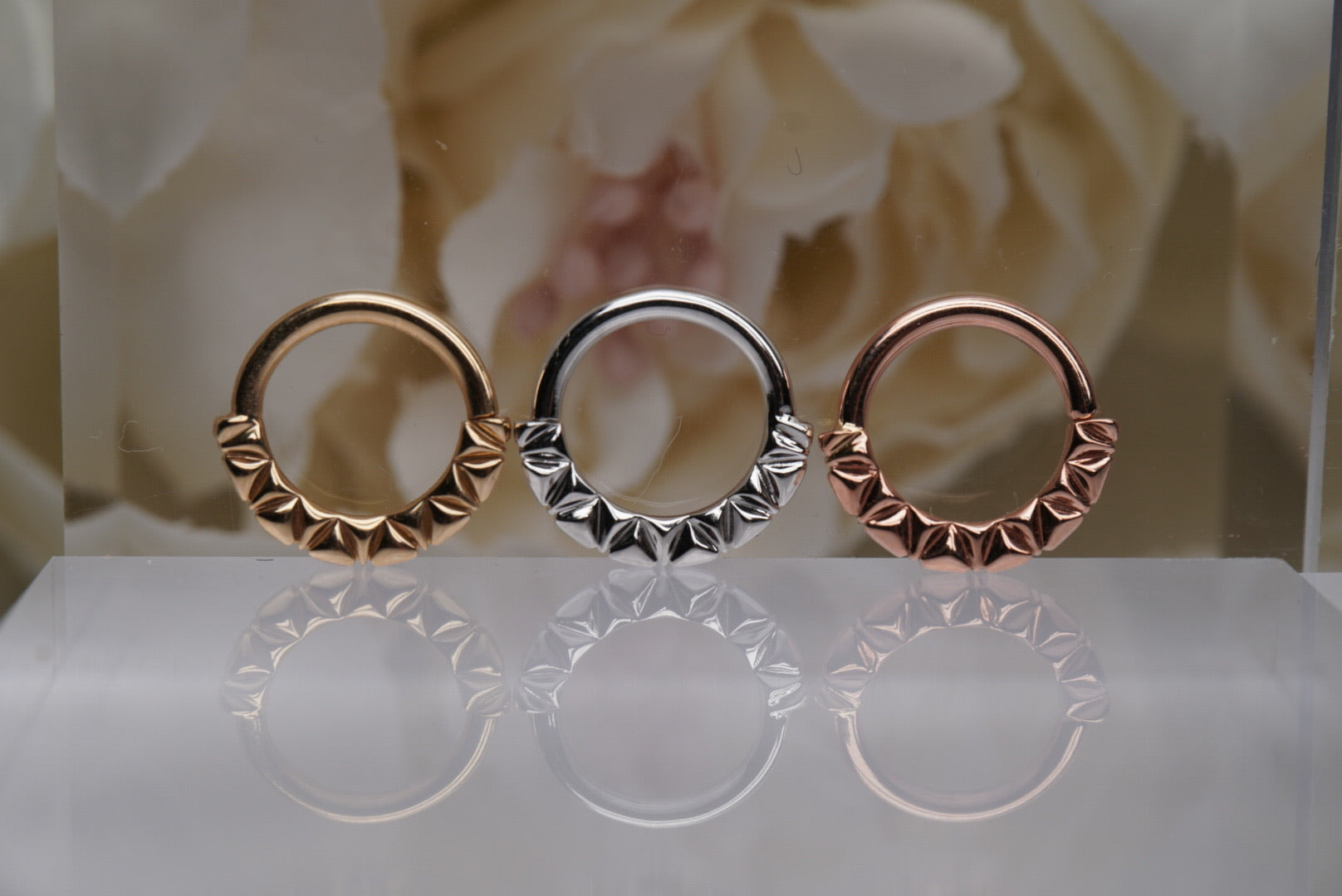 Petite Olympica Seam Ring