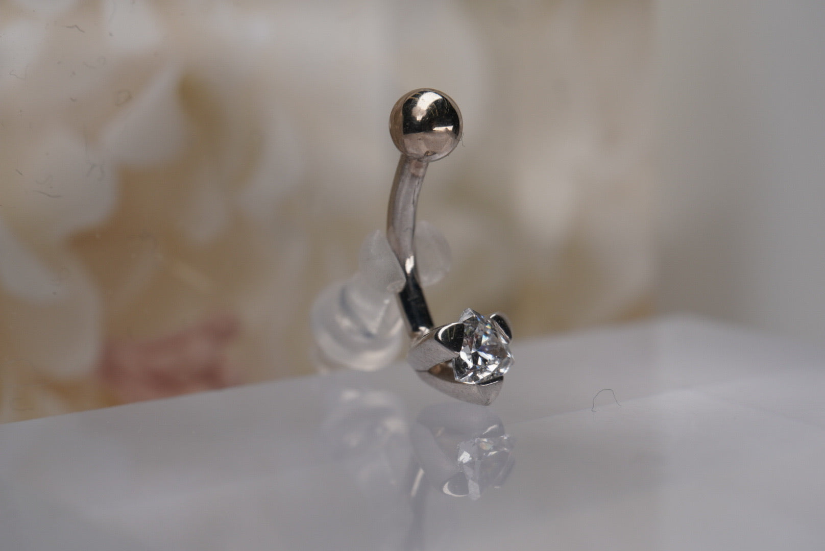 Triangle White Gold Navel