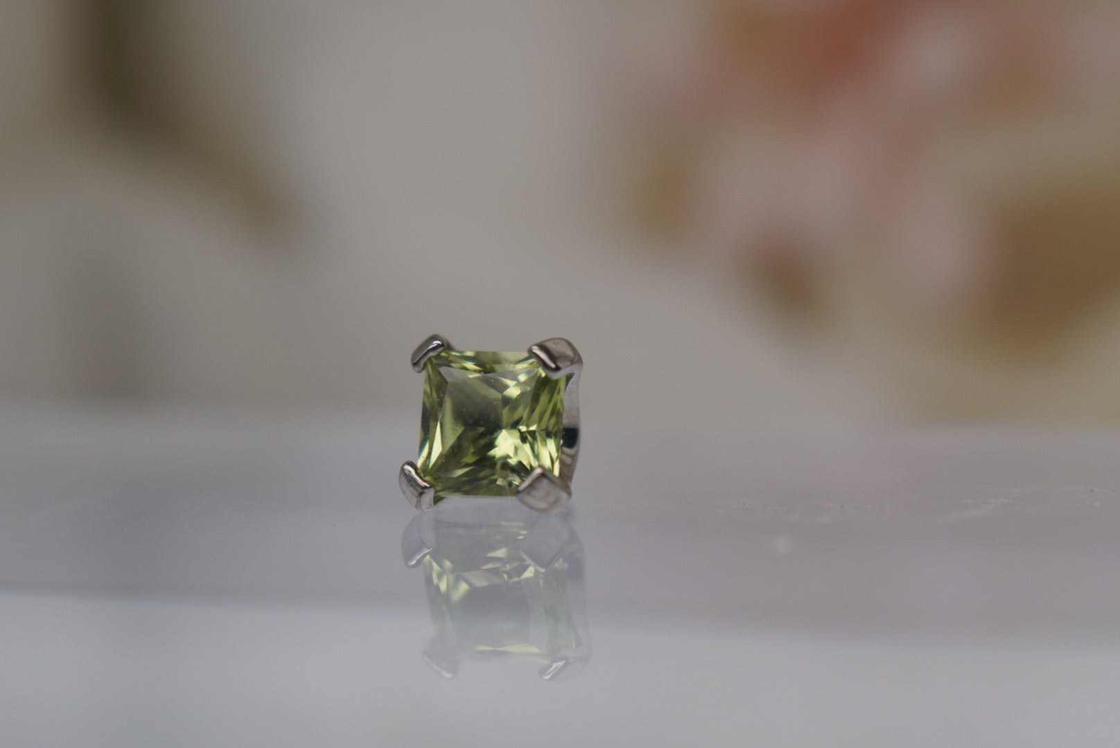 Princess Cut 16g/18g- Paradise Green Crystal
