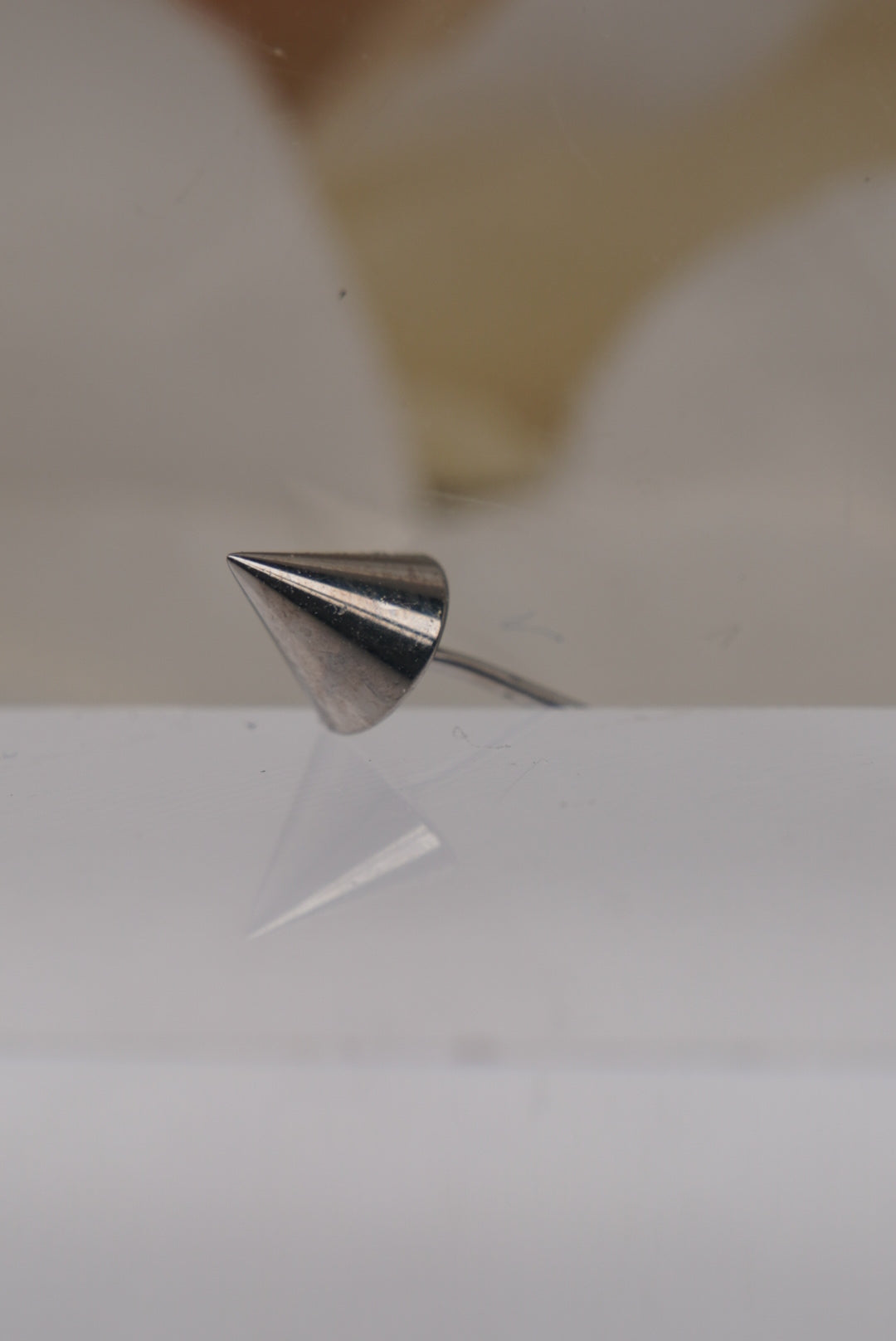 Threadless Spikes in Titanium