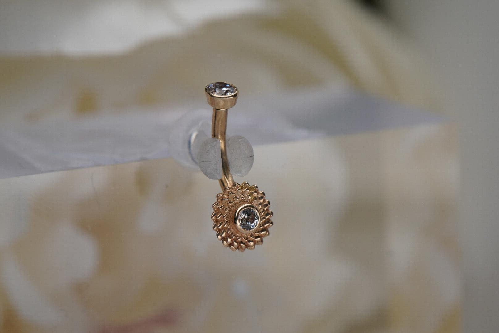 Vortex - Yellow Gold 16g Curved Barbell