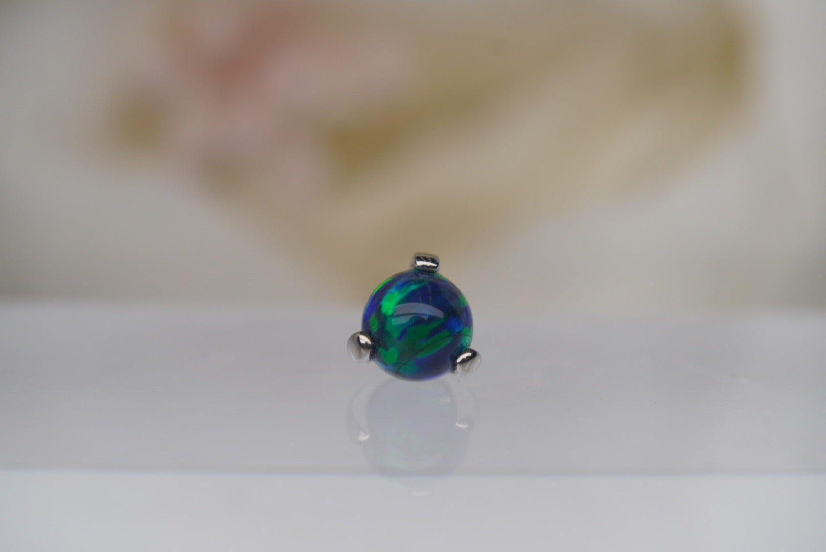 Black Opal Prong Setting- 12/14g