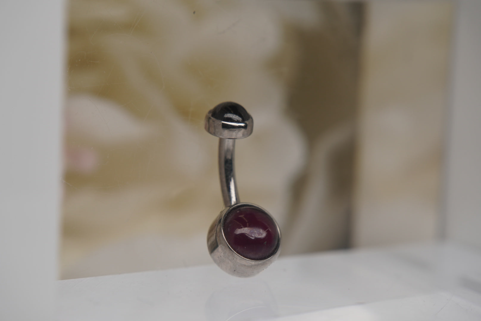 Almandine Garnet Navel in a Bezel Setting (4mm/6mm)