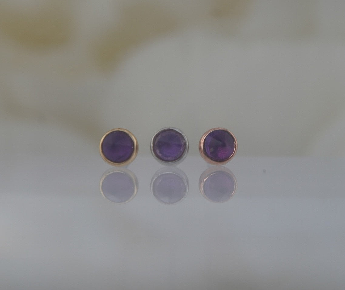 Round Bezel Reverse Set in Amethyst