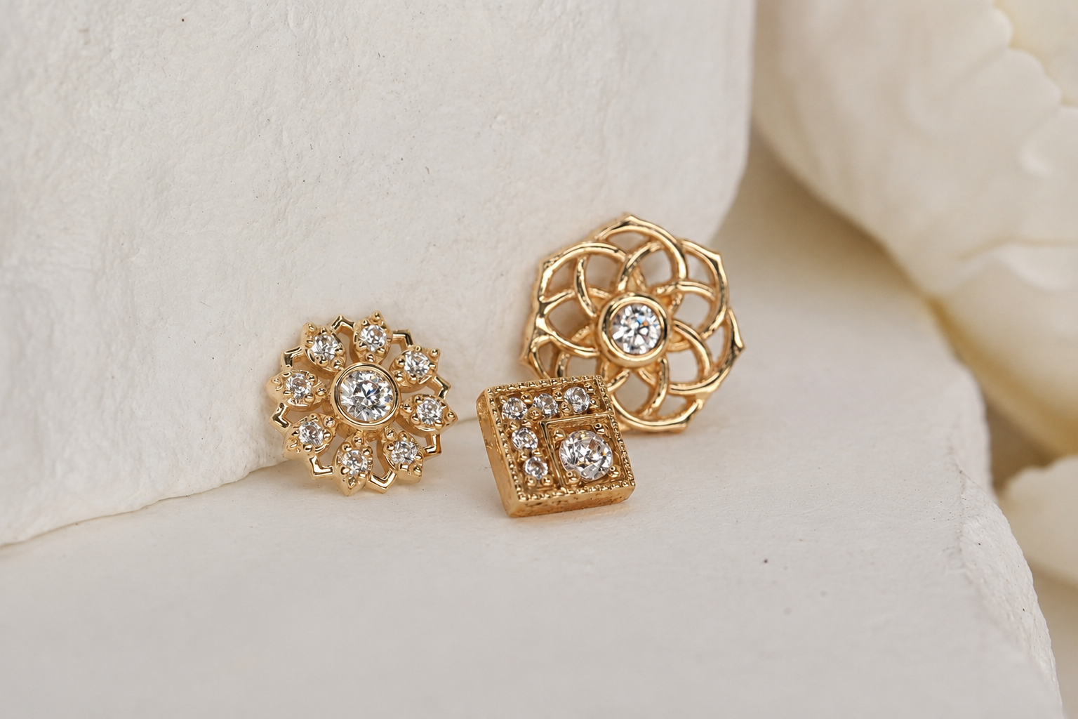14g Threaded Gold