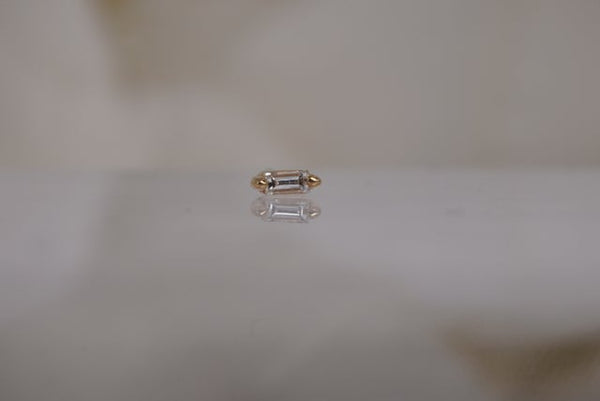 White Topaz - Threadless Front