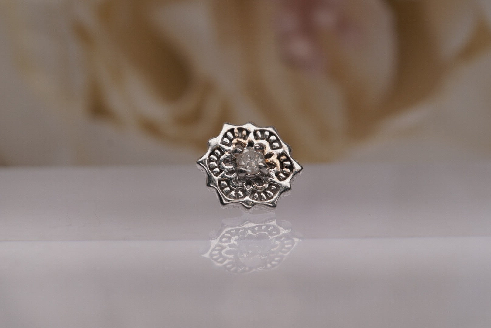 Lotus in White Gold - GENUINE DIAMONDS