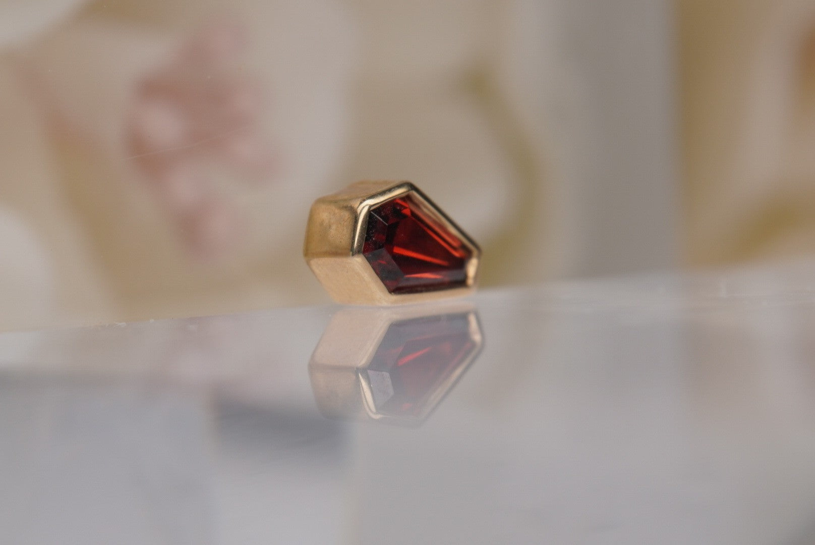 Coffin - Garnet