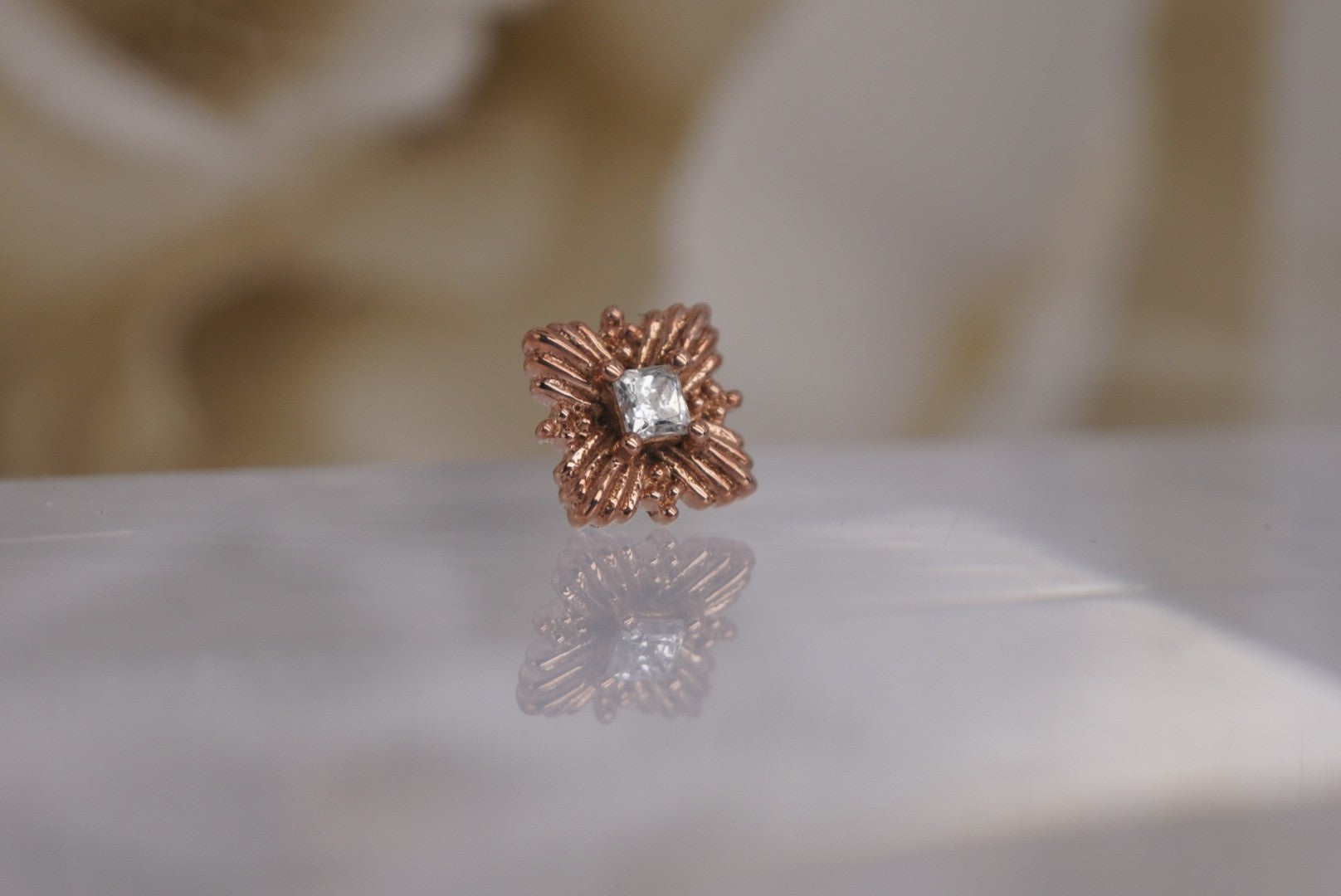Naomi in Rose Gold