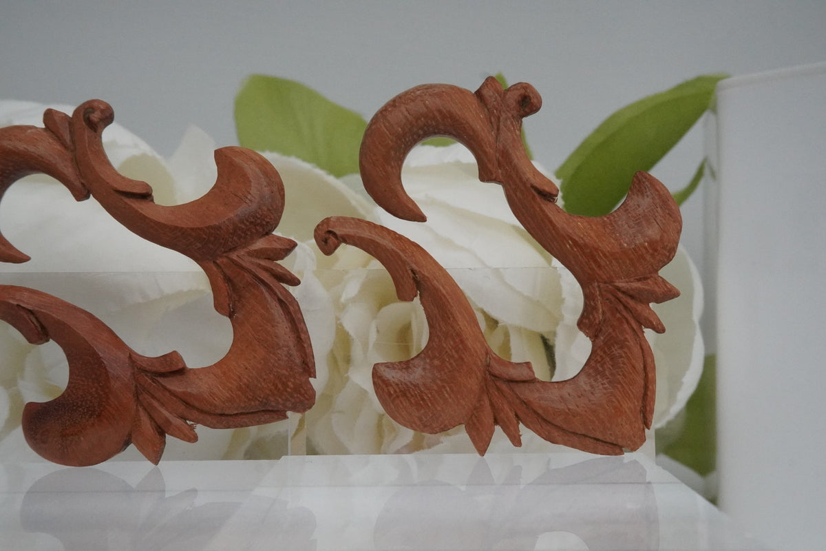 Carved Light Wood Hangers- 2g