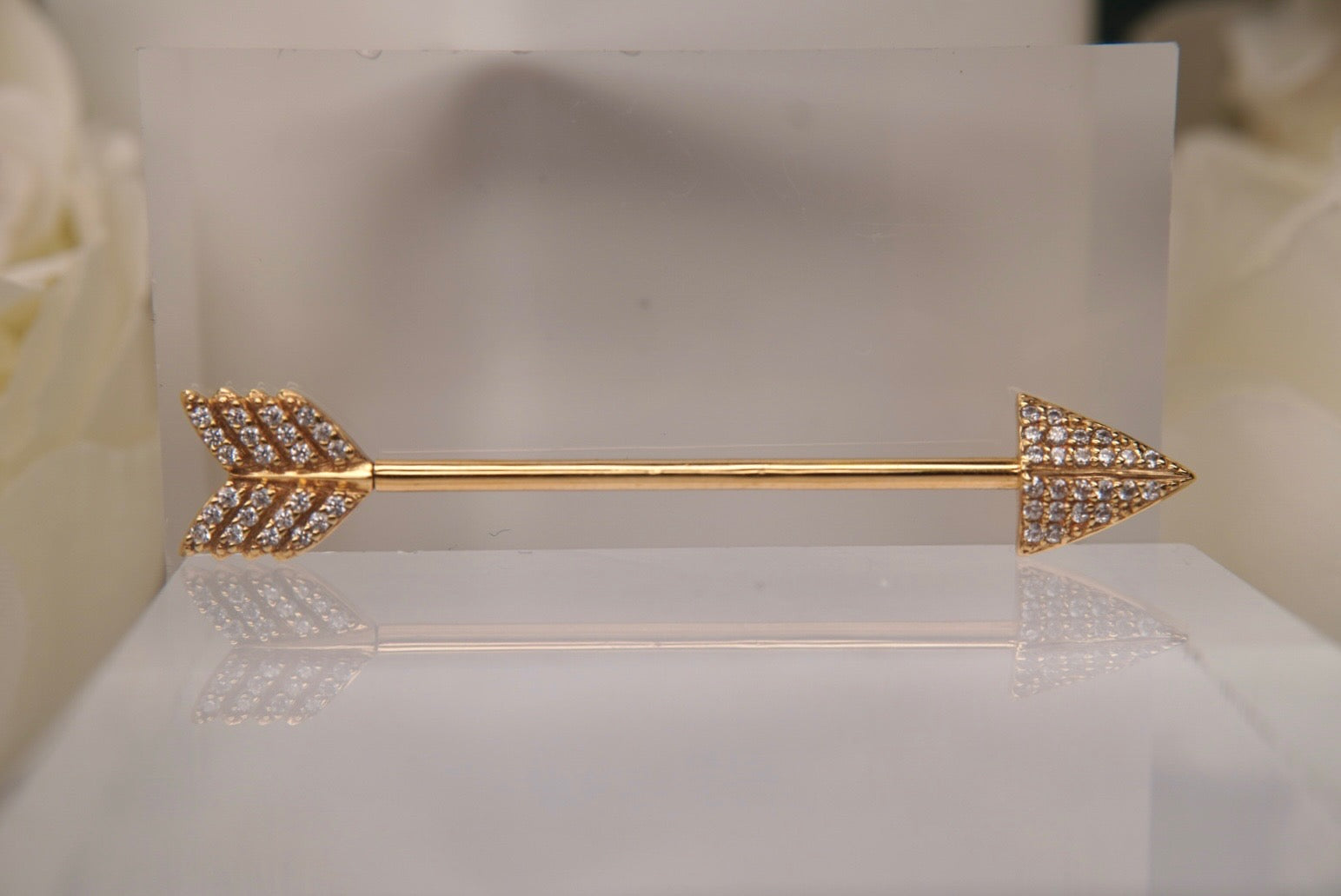 Robin Hood Arrow Industrial Barbell in Yellow Gold