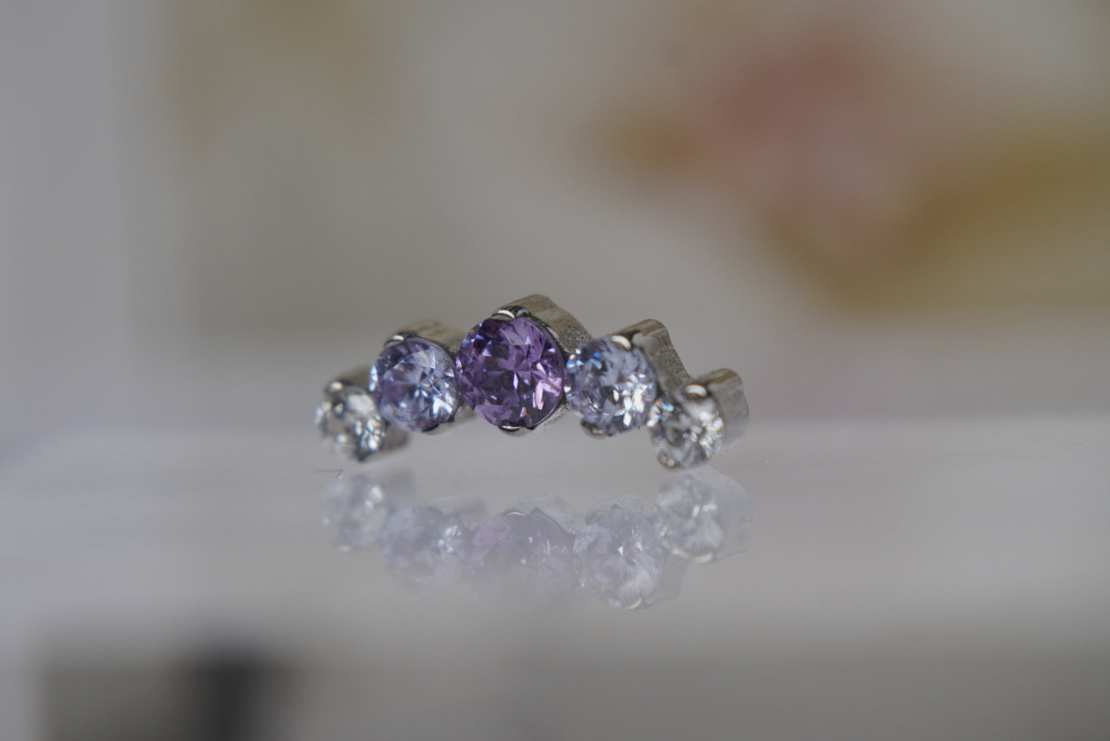 Purple, Lavender & White Crystal Prium- 16/18g