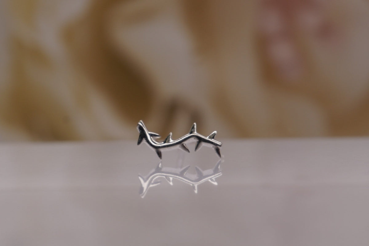 Junipurr 14k Gold “Thorn” Threadless End in White Gold
