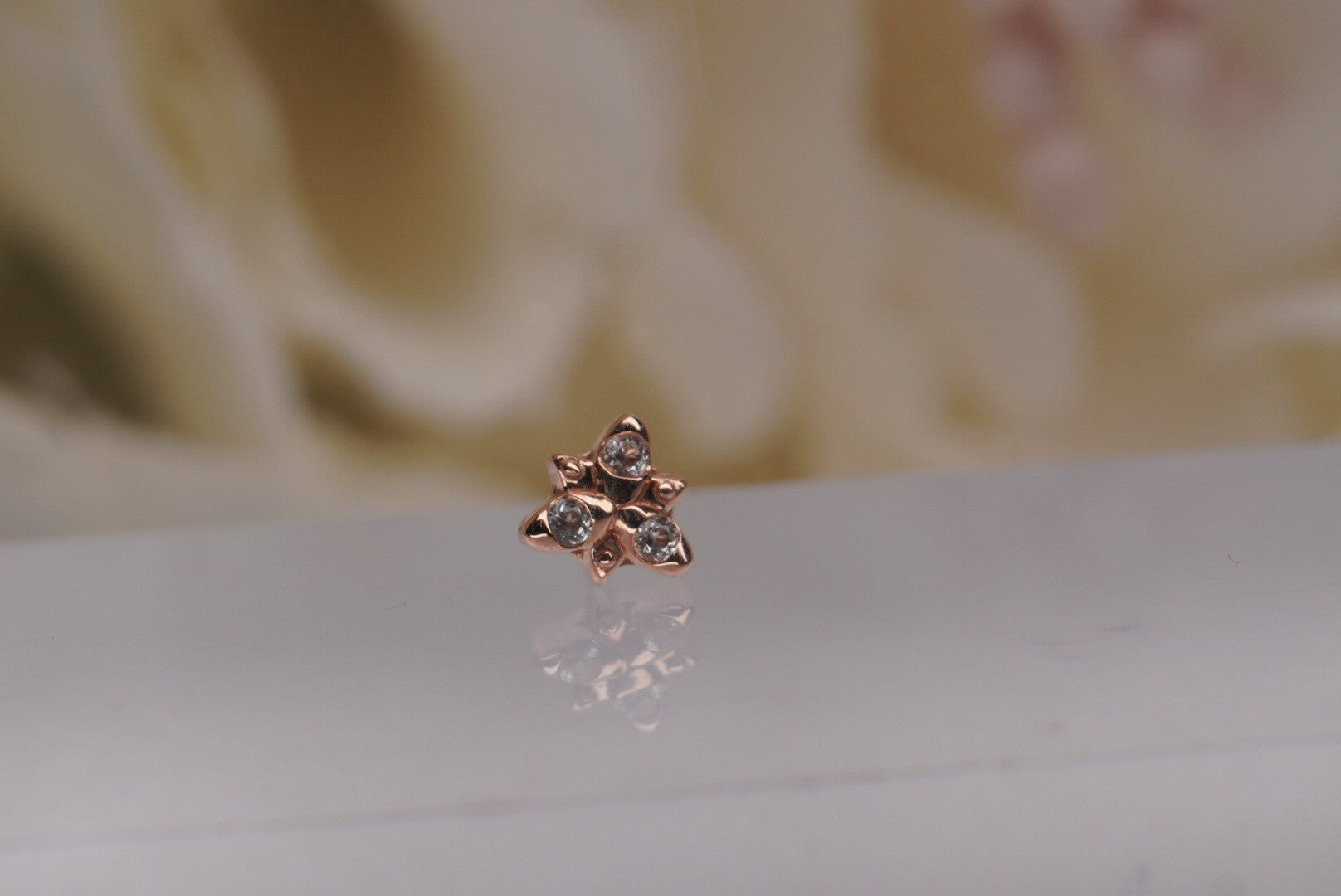 Neo with White Topaz