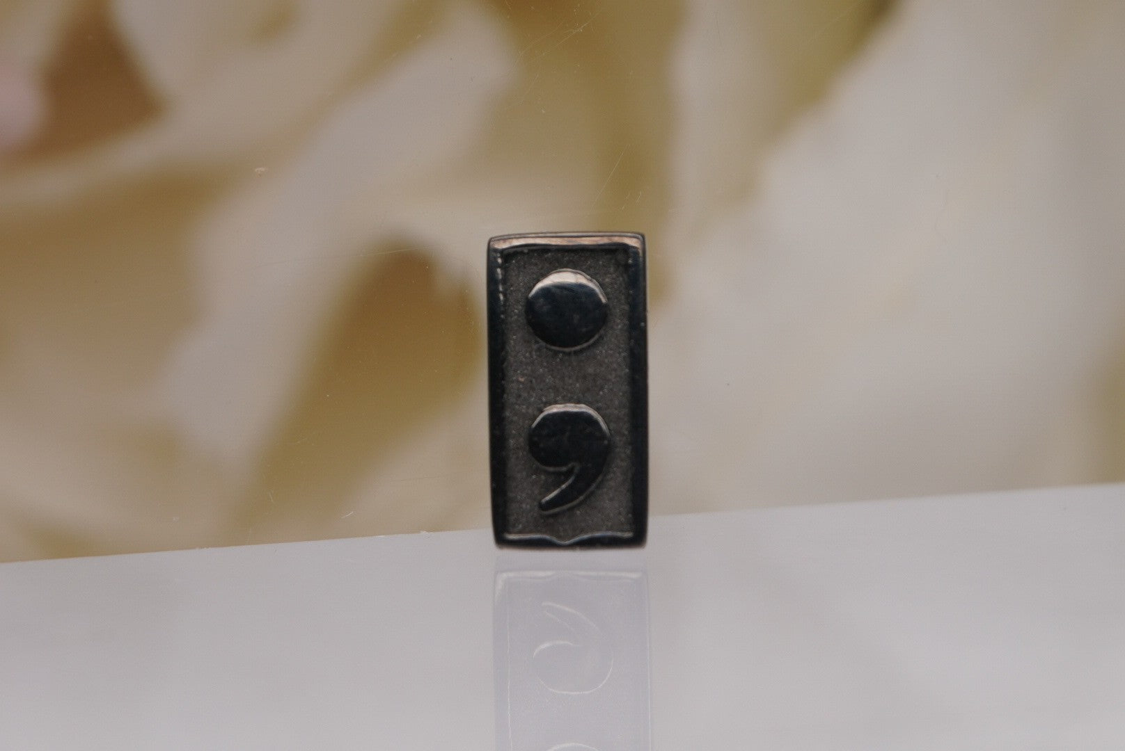 Semi-Colon Bar in Black Rhodium