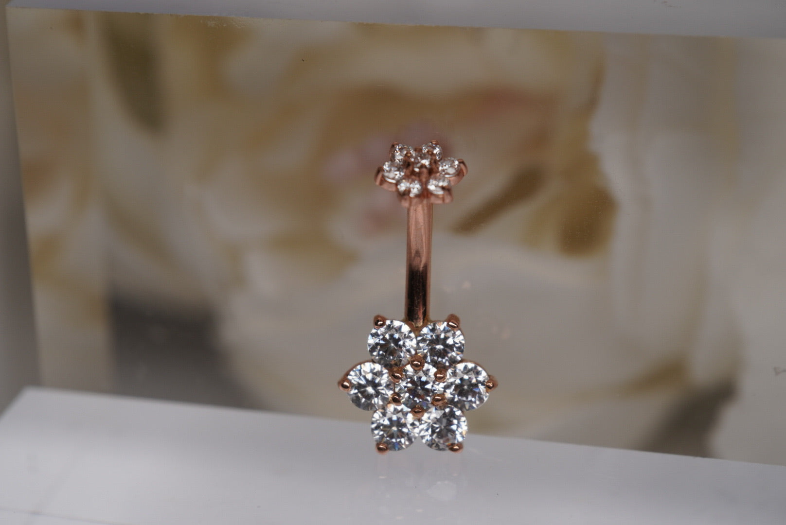 Flower Navel Curve