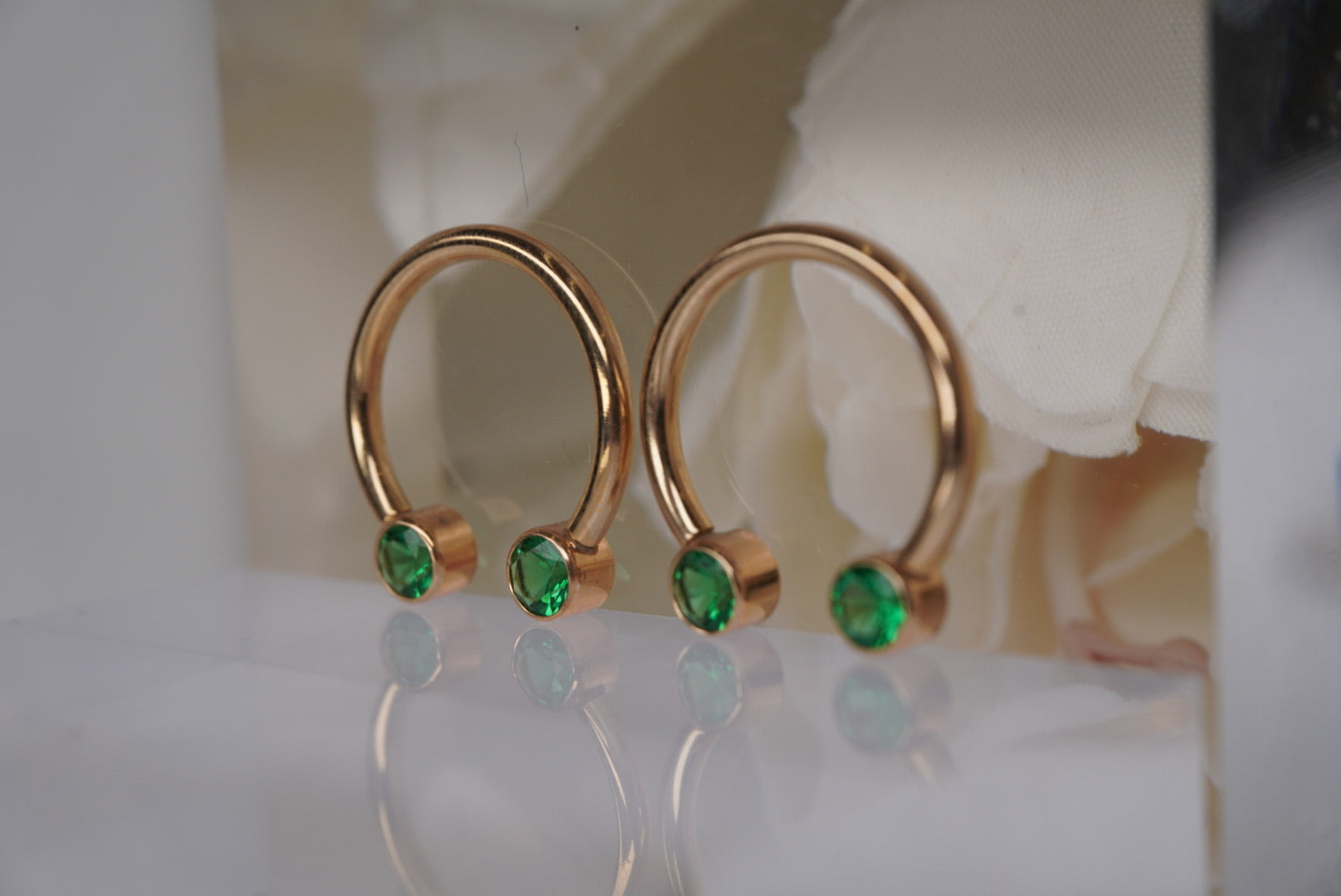 Pair of Circular Barbell in Yellow Gold with Green Swarovski Crystals- 14g 1/2"