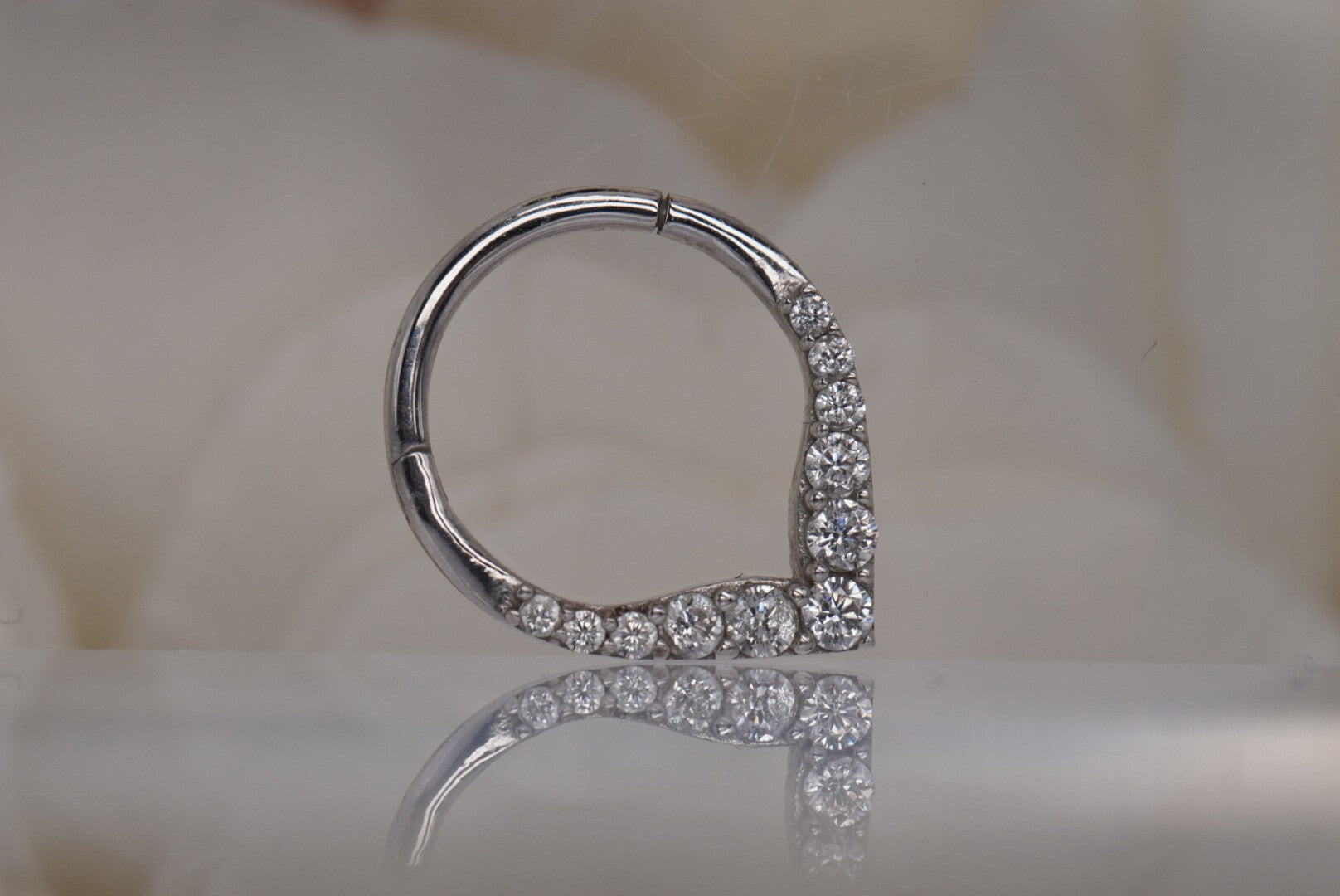 Rise and Shine Clicker with Crystals in White Gold