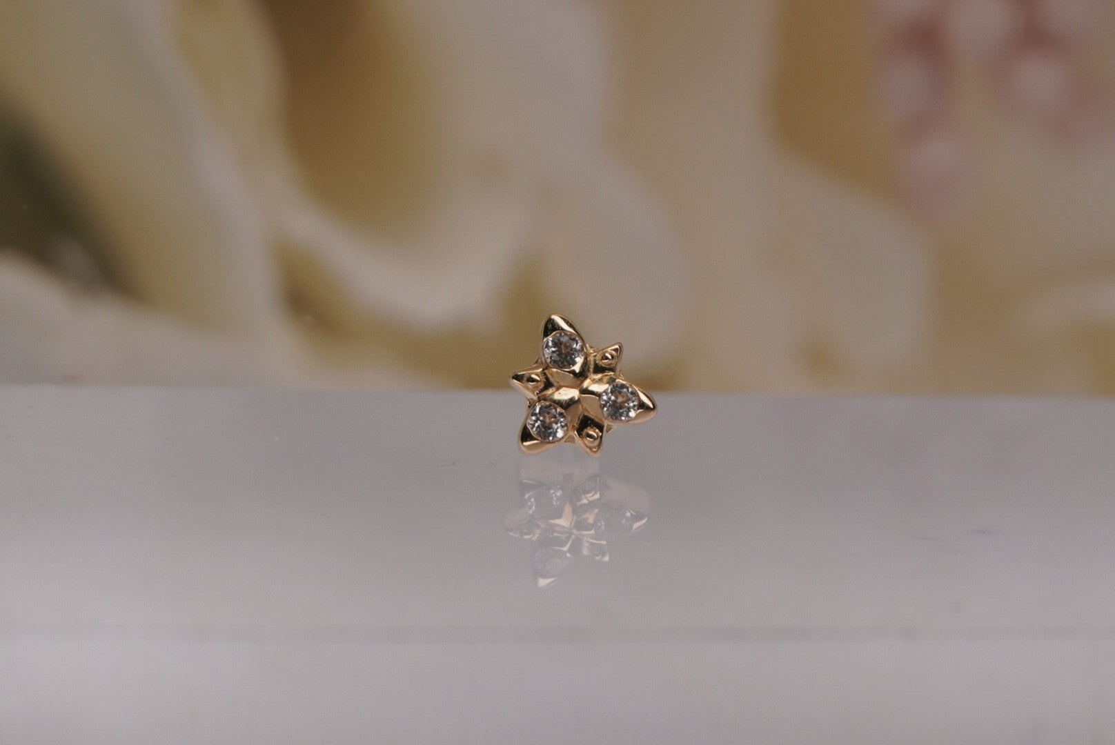 Neo with White Topaz