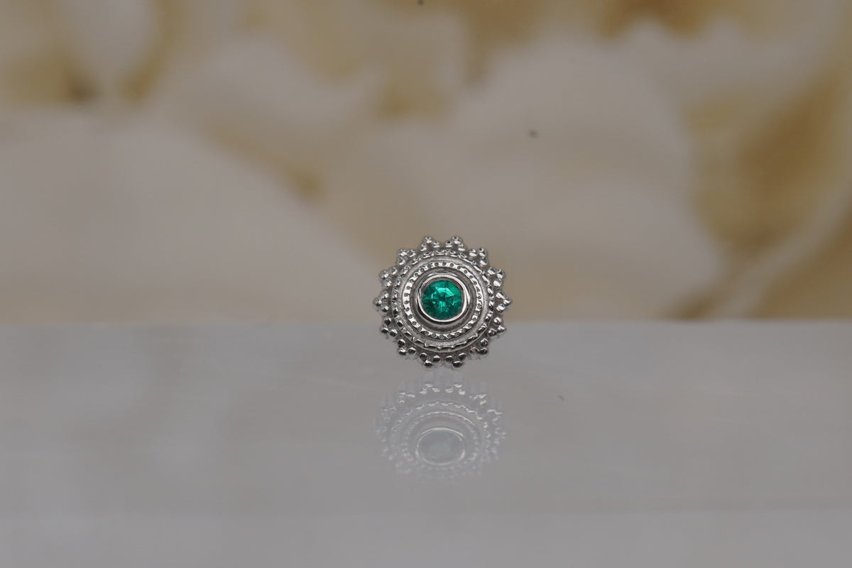 BVLA Roung Afghan White Gold with Chatam Lab Created Emerald
