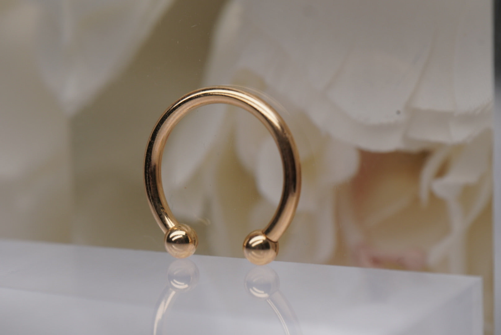 Circular Barbell in Yellow Gold- 14g 1/2" (INDIVIDUAL)