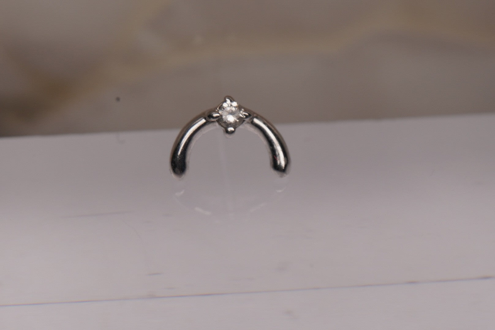 Arc in White Gold- Genuine Diamonds