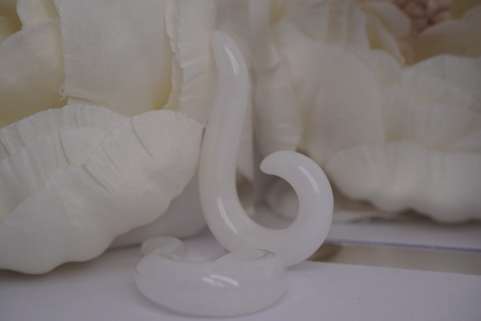 White Glass Spirals- 0g