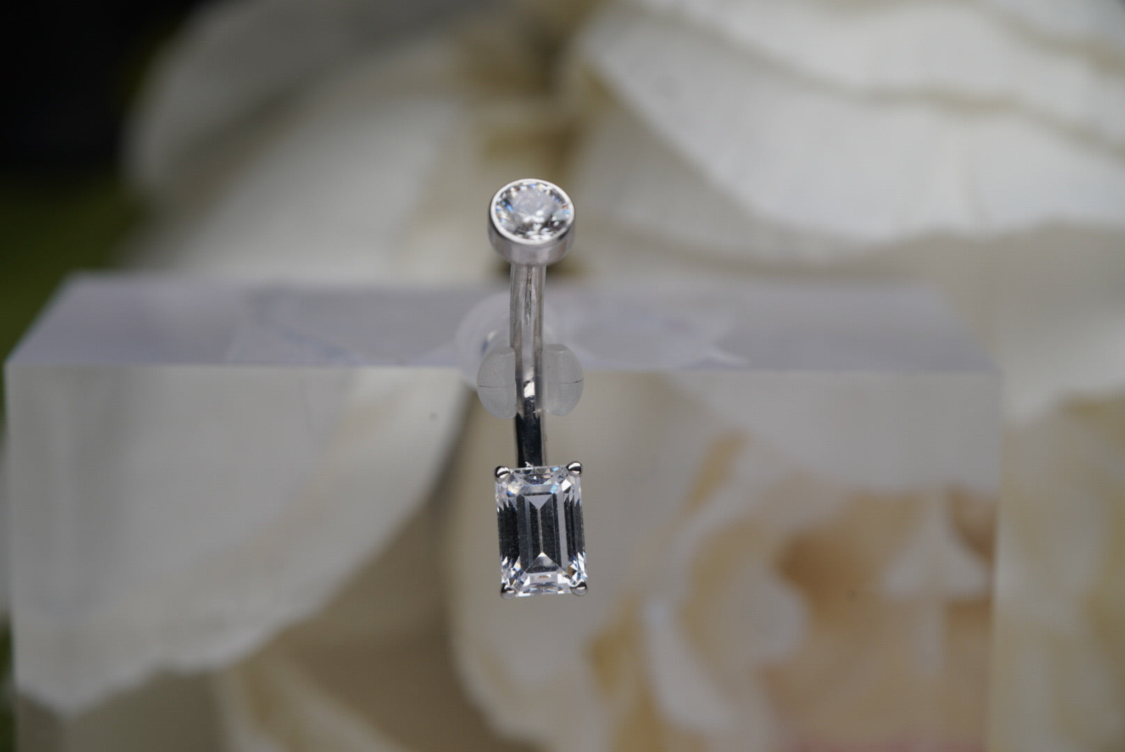 Emerald Cut Navel in White Gold