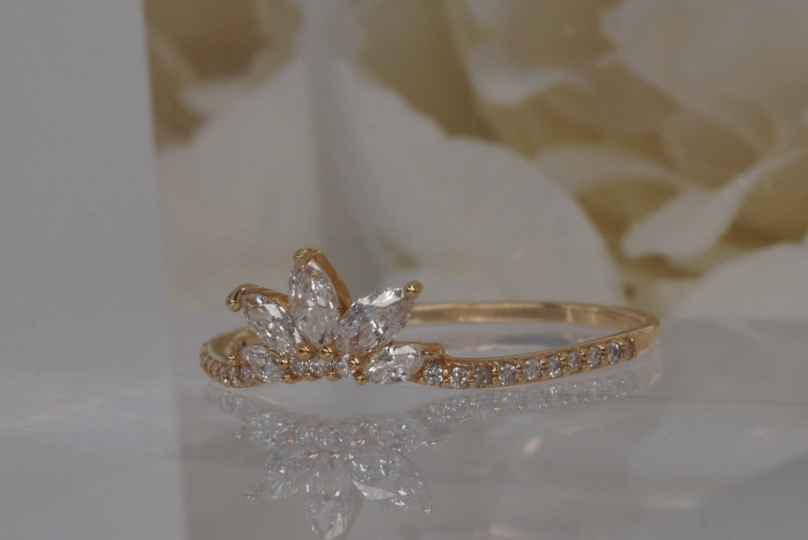 Valentina Finger Ring with WHITE SAPPHIRES in Yellow Gold