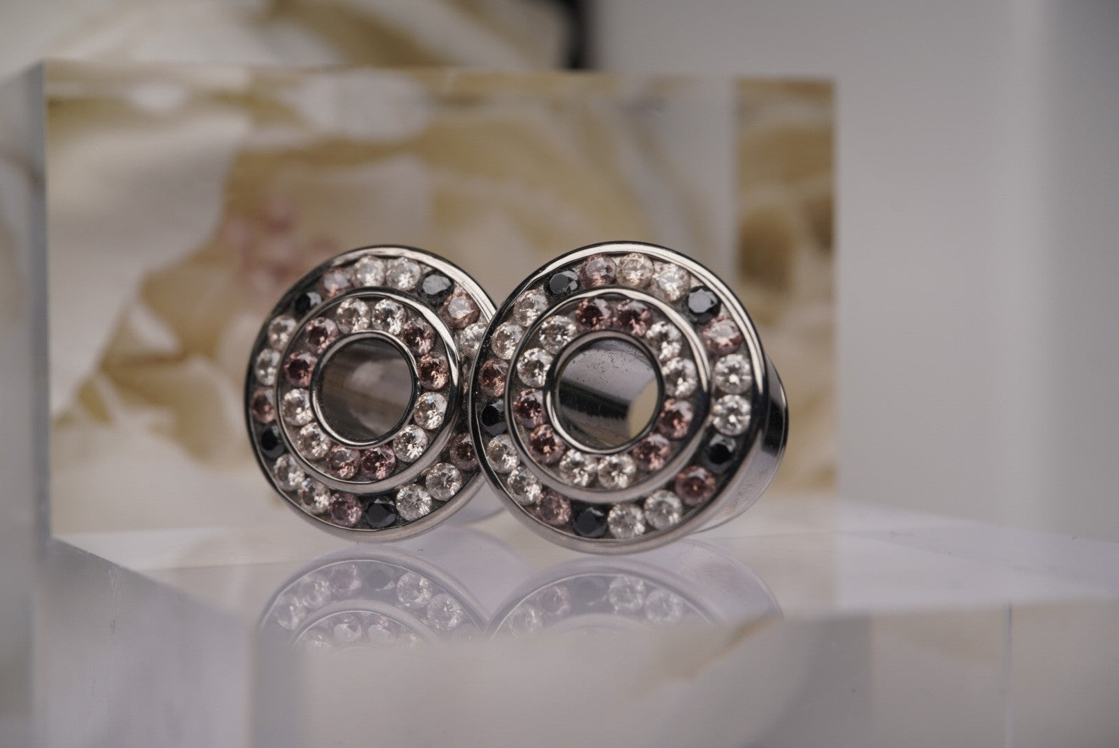 Gemmed Eyelets in Champagne, Black, White & Brown-  1/2g