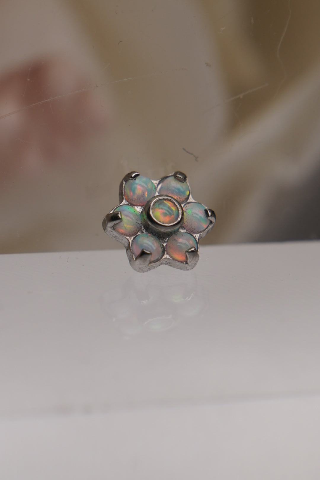 6-Petal Flower 5mm (White Opal)