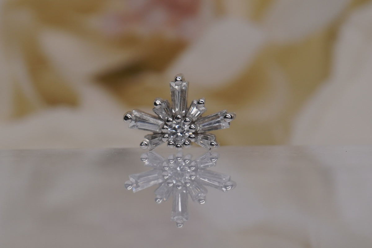 Half Mininova in white gold